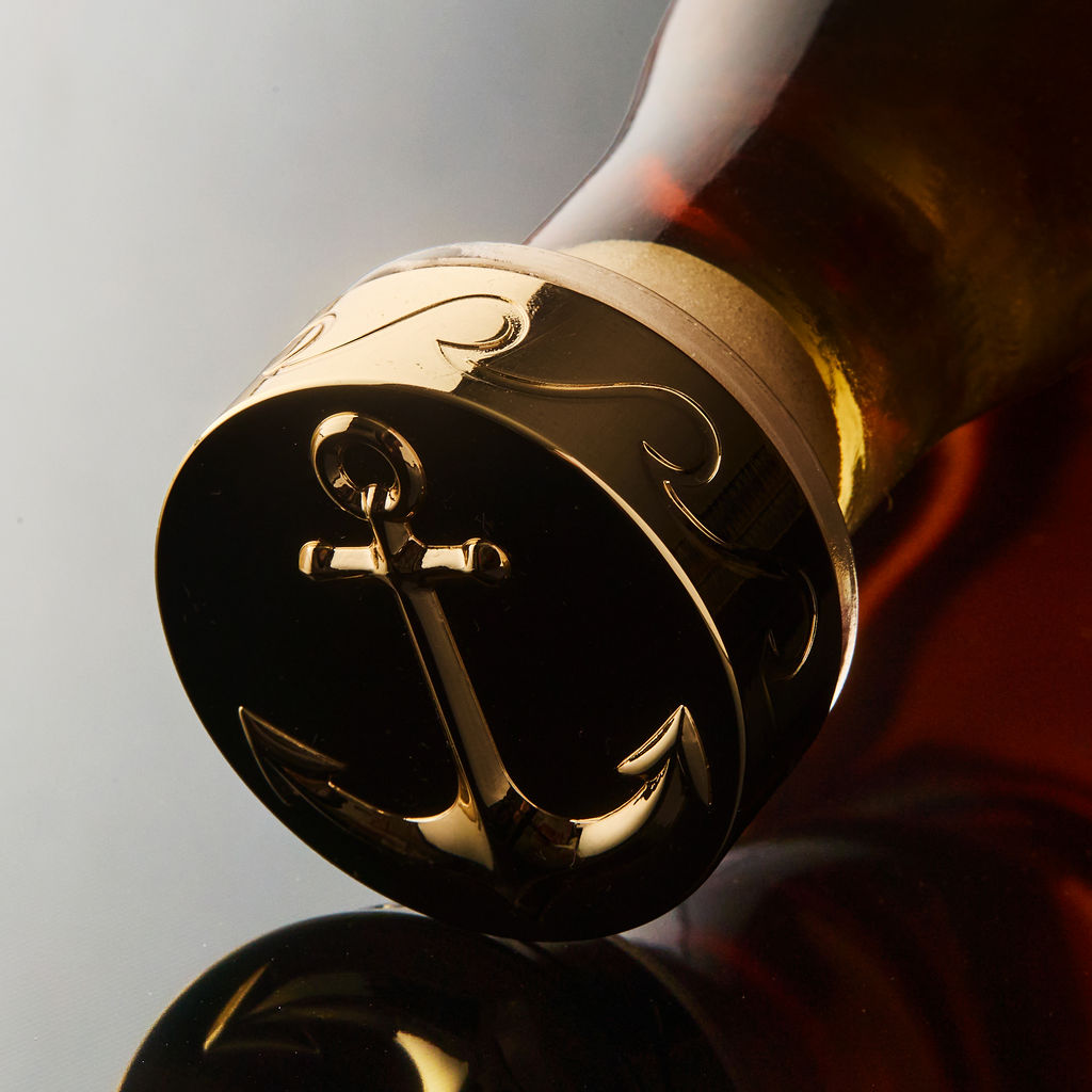 Yachtsman Bourbon cap detail