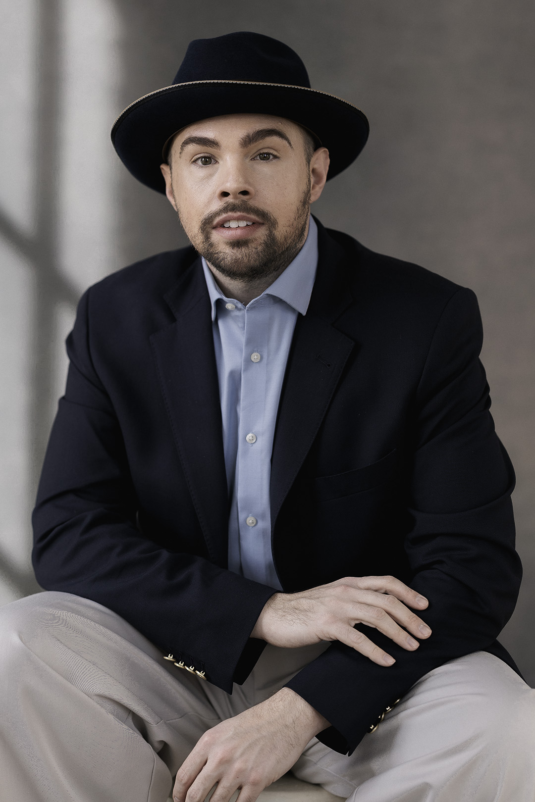 Louisville, KY influencer headshot